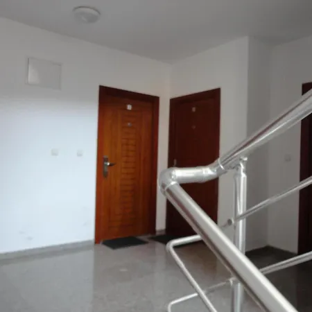 Mihaela Апартамент *